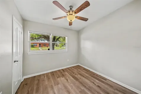 5909 Wolf Road Orlando FL 32808
