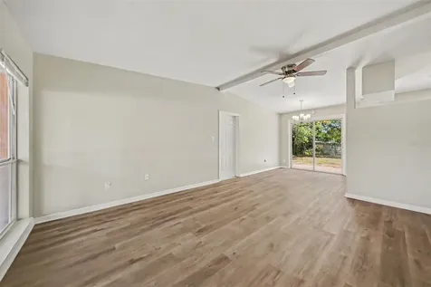 5909 Wolf Road Orlando FL 32808