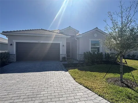 7869 Lakes Edge Lane Port Charlotte FL 33981