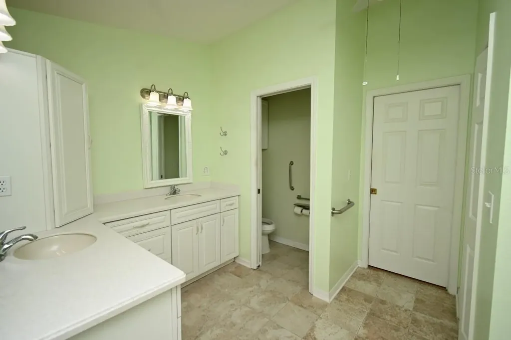 12125 Knotty Pine Loop San Antonio FL 33576