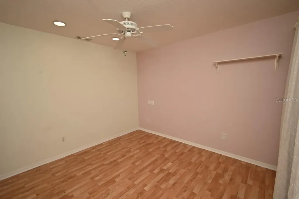 12125 Knotty Pine Loop San Antonio FL 33576