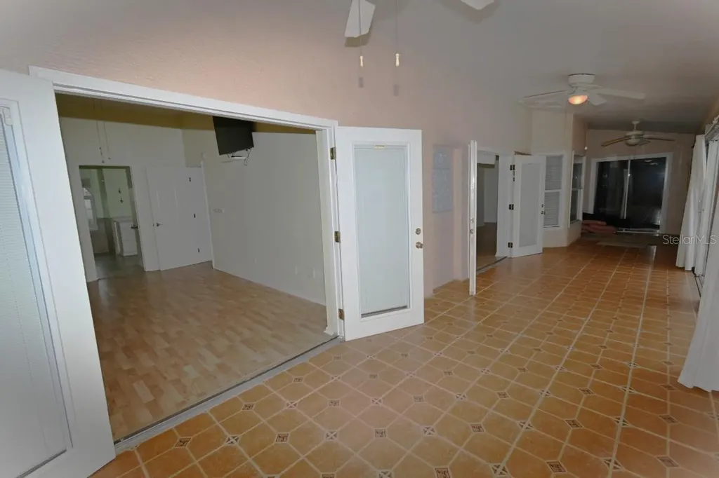 12125 Knotty Pine Loop San Antonio FL 33576