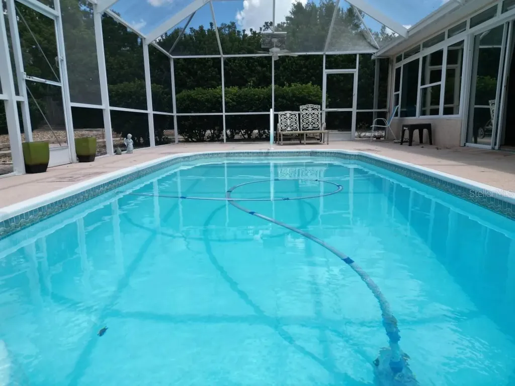 12125 Knotty Pine Loop San Antonio FL 33576