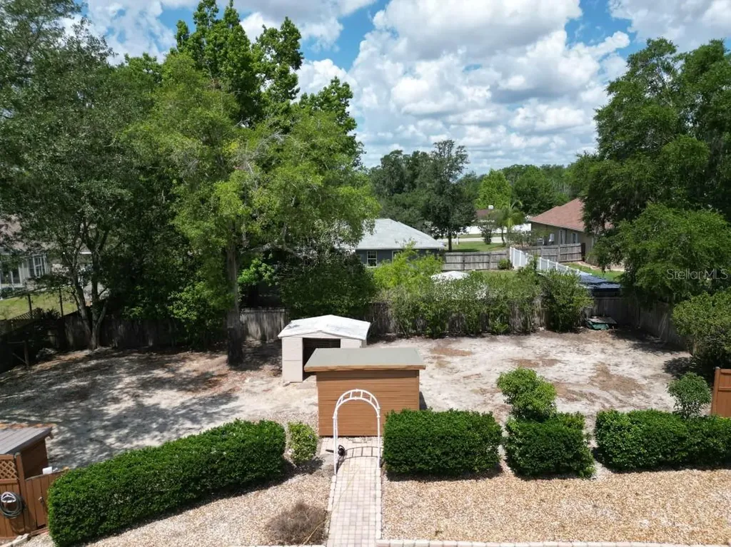 12125 Knotty Pine Loop San Antonio FL 33576