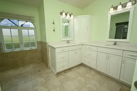 12125 Knotty Pine Loop San Antonio FL 33576