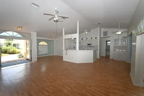 12125 Knotty Pine Loop San Antonio FL 33576