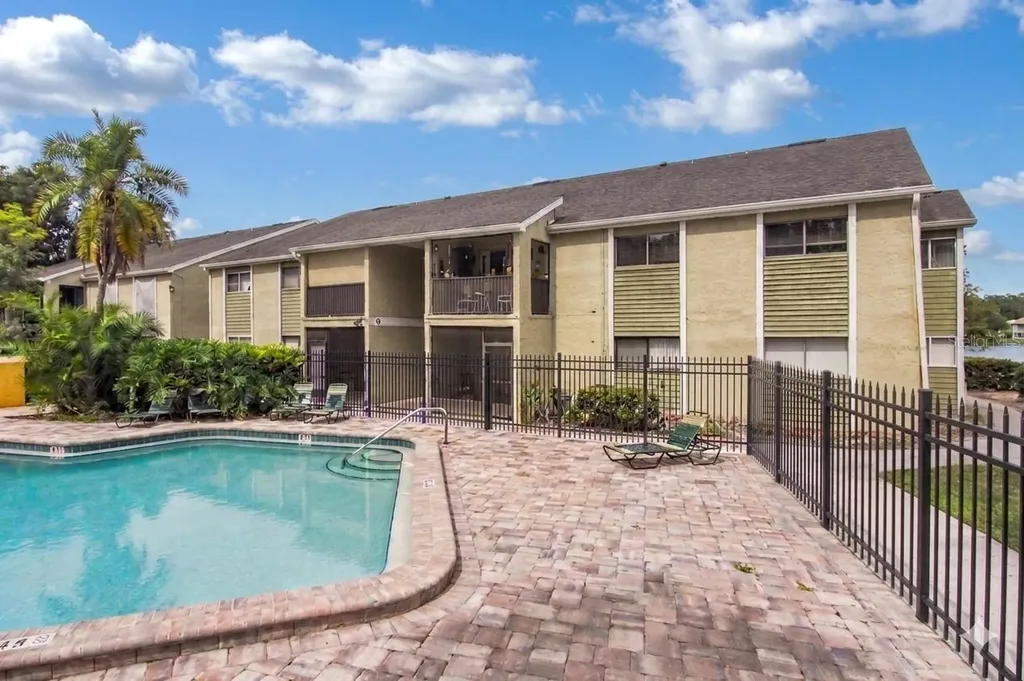 912 Lake Destiny Road Altamonte Springs FL 32714