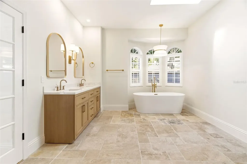 8935 Jonathan Manor Drive Orlando FL 32819
