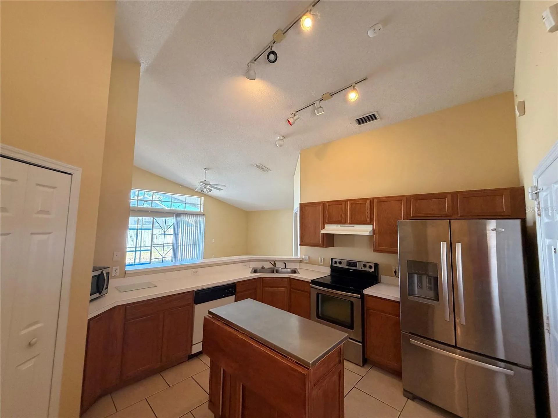 612 Prince Charles Drive Davenport FL 33837