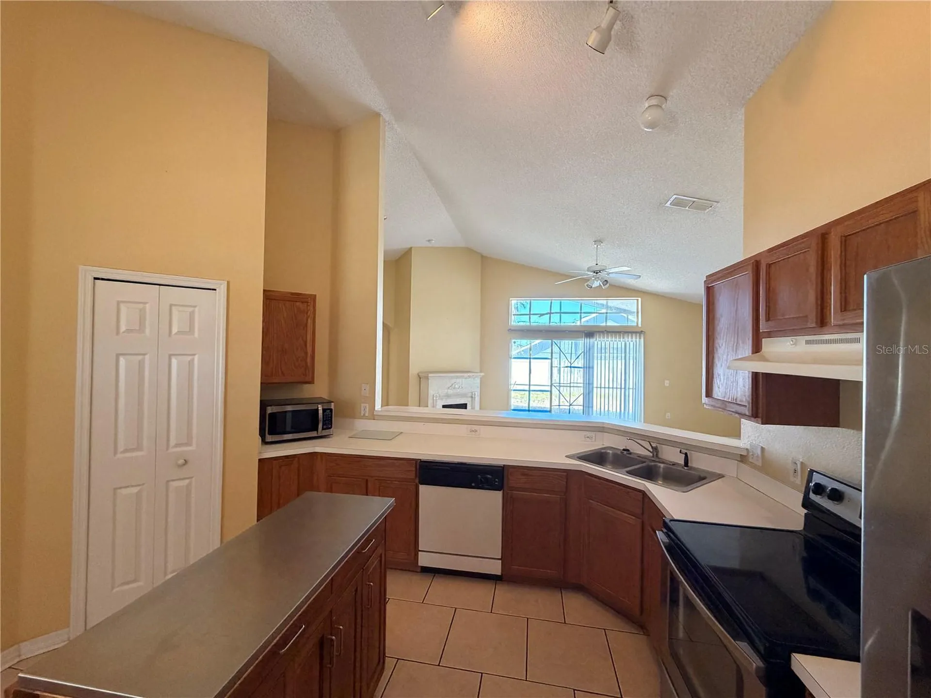 612 Prince Charles Drive Davenport FL 33837