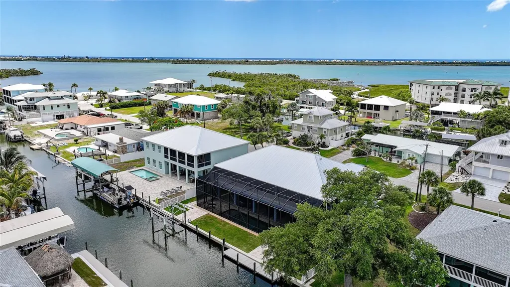 9240 Pine Cove Drive Englewood FL 34224