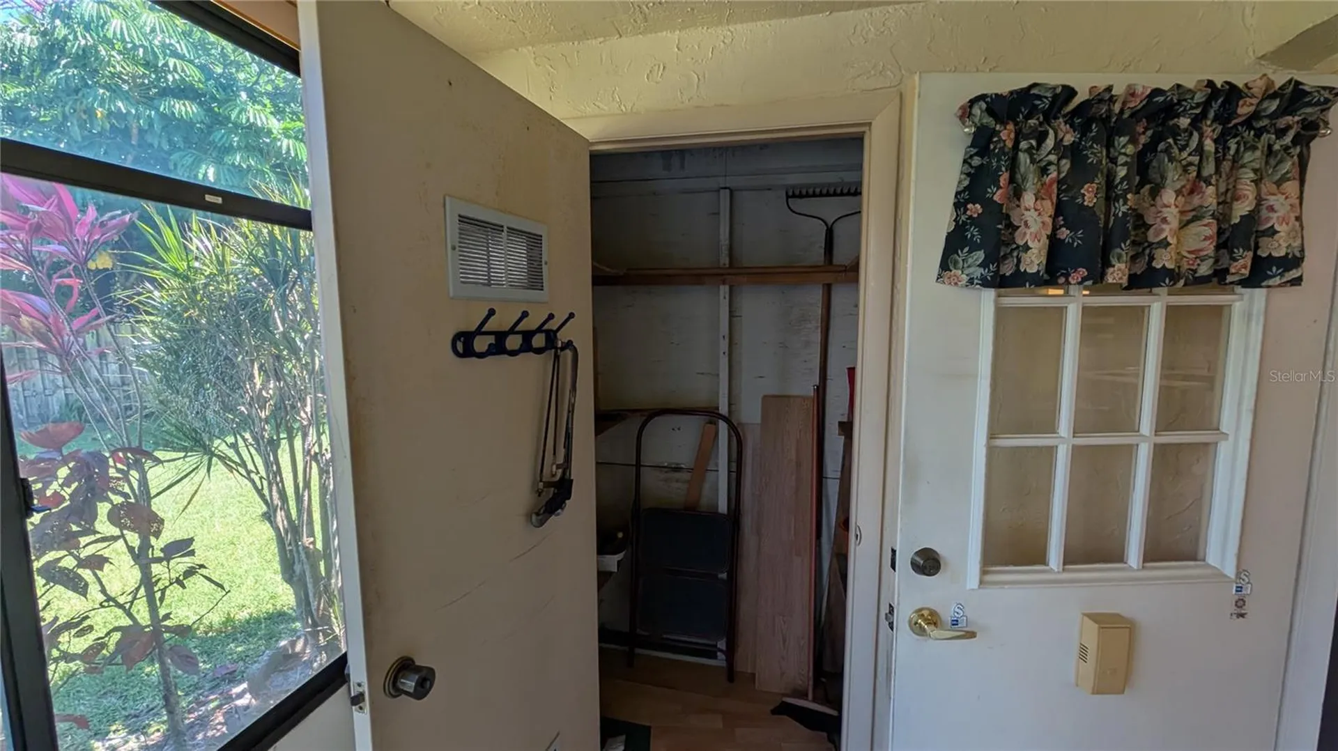 328 Pine Ridge Circle Greenacres FL 33463