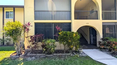 328 Pine Ridge Circle Greenacres FL 33463