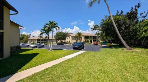 328 Pine Ridge Circle Greenacres FL 33463