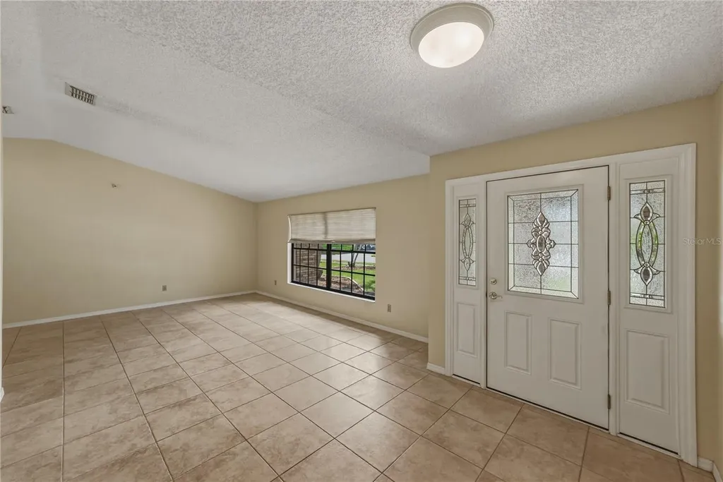 1737 Shady Leaf Drive Valrico FL 33596