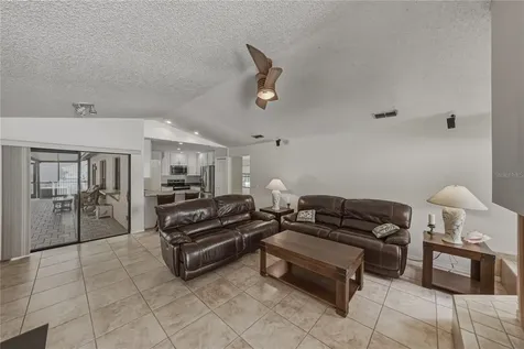 1737 Shady Leaf Drive Valrico FL 33596