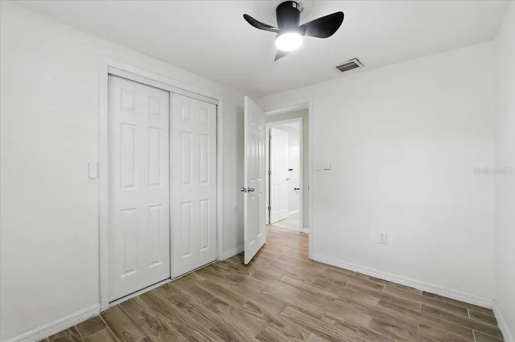 1515 Tradewinds Avenue Lakeland FL 33801