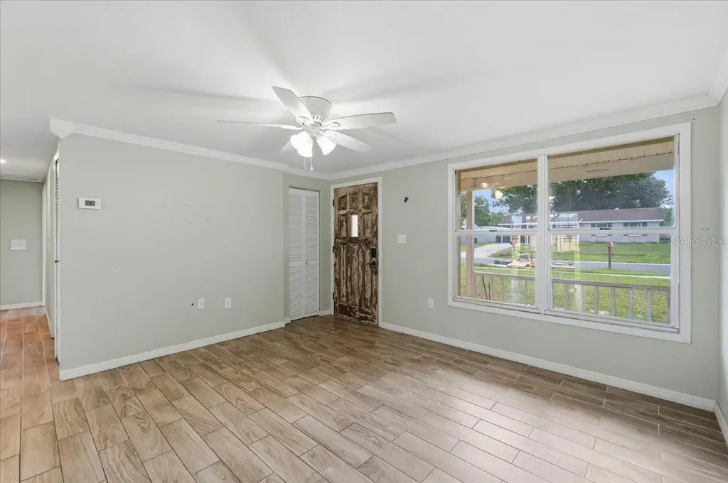 1515 Tradewinds Avenue Lakeland FL 33801