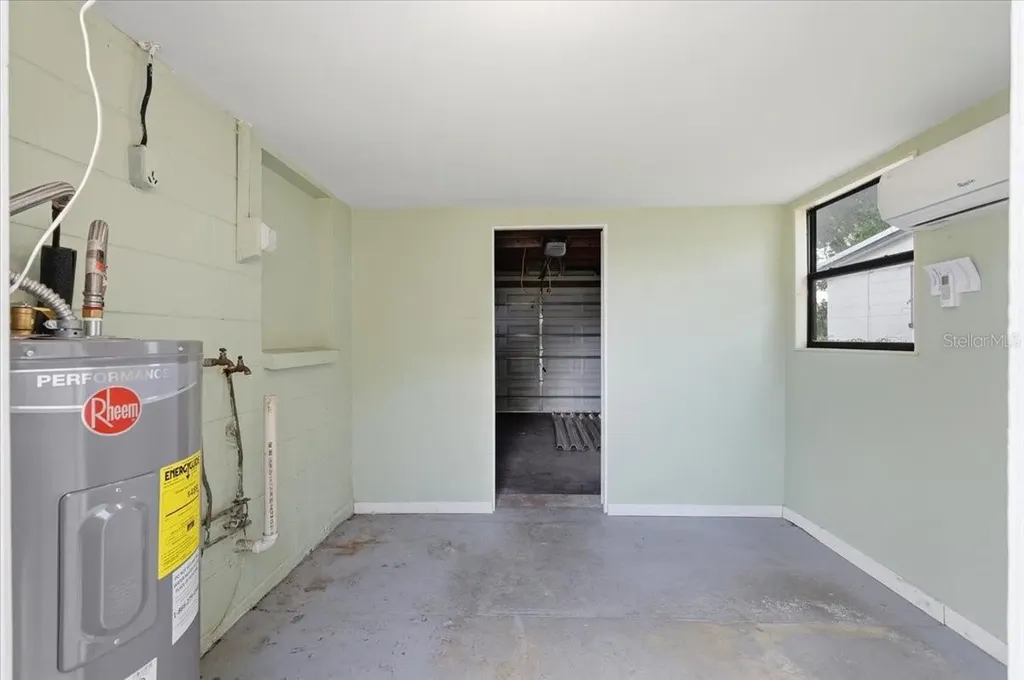 1515 Tradewinds Avenue Lakeland FL 33801