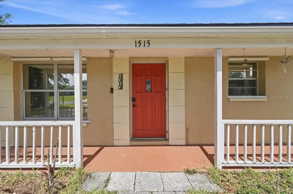 1515 Tradewinds Avenue Lakeland FL 33801