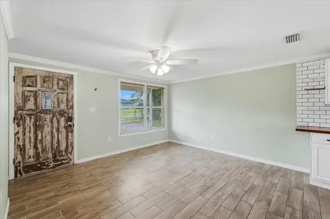 1515 Tradewinds Avenue Lakeland FL 33801