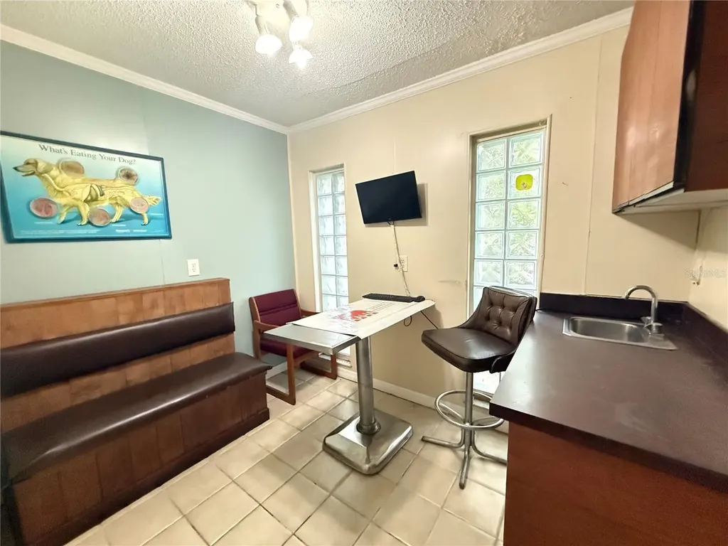 1631 W Bay Drive Largo FL 33770