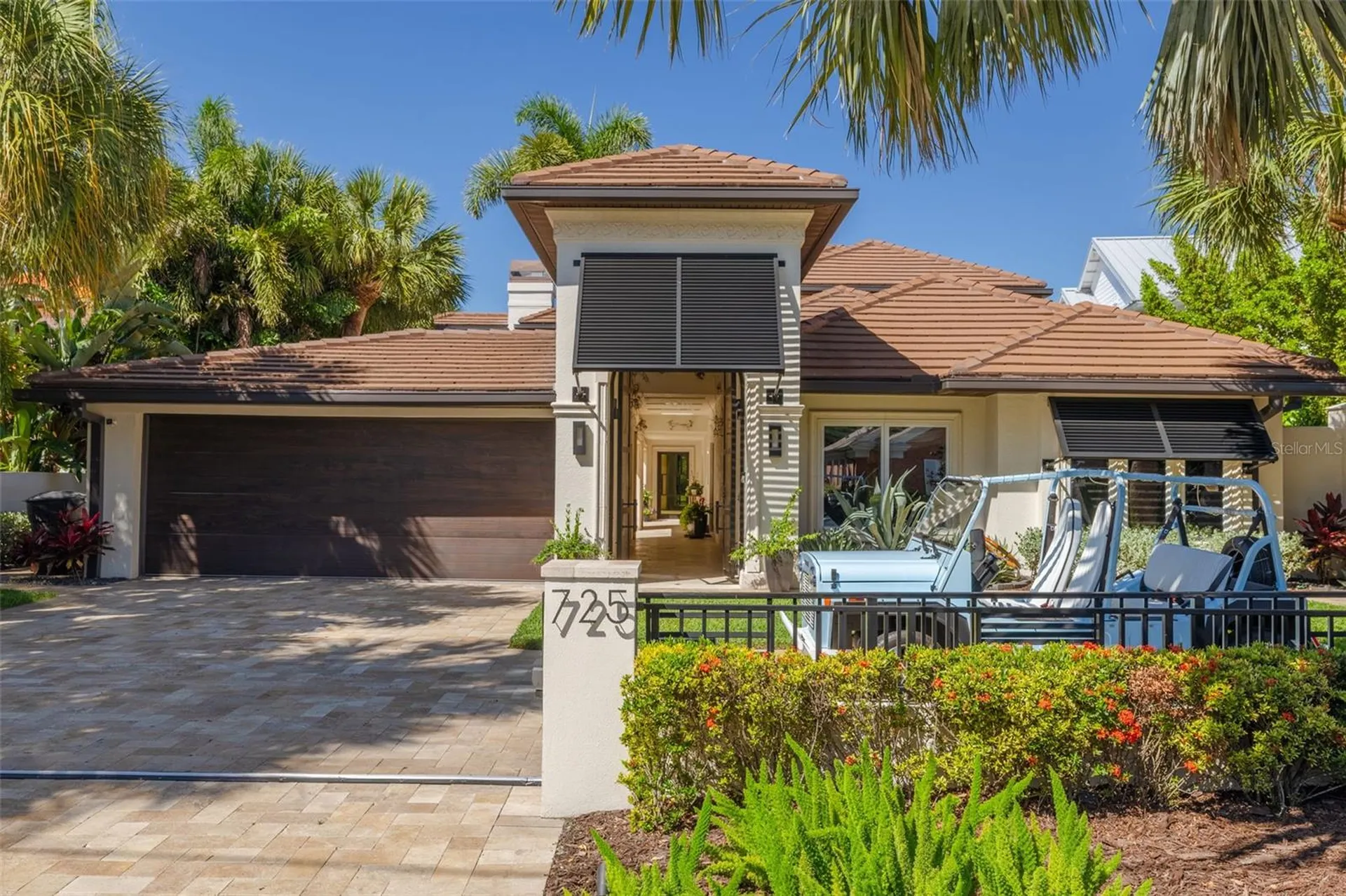 725 Brightwaters Boulevard NE St Petersburg FL 33704