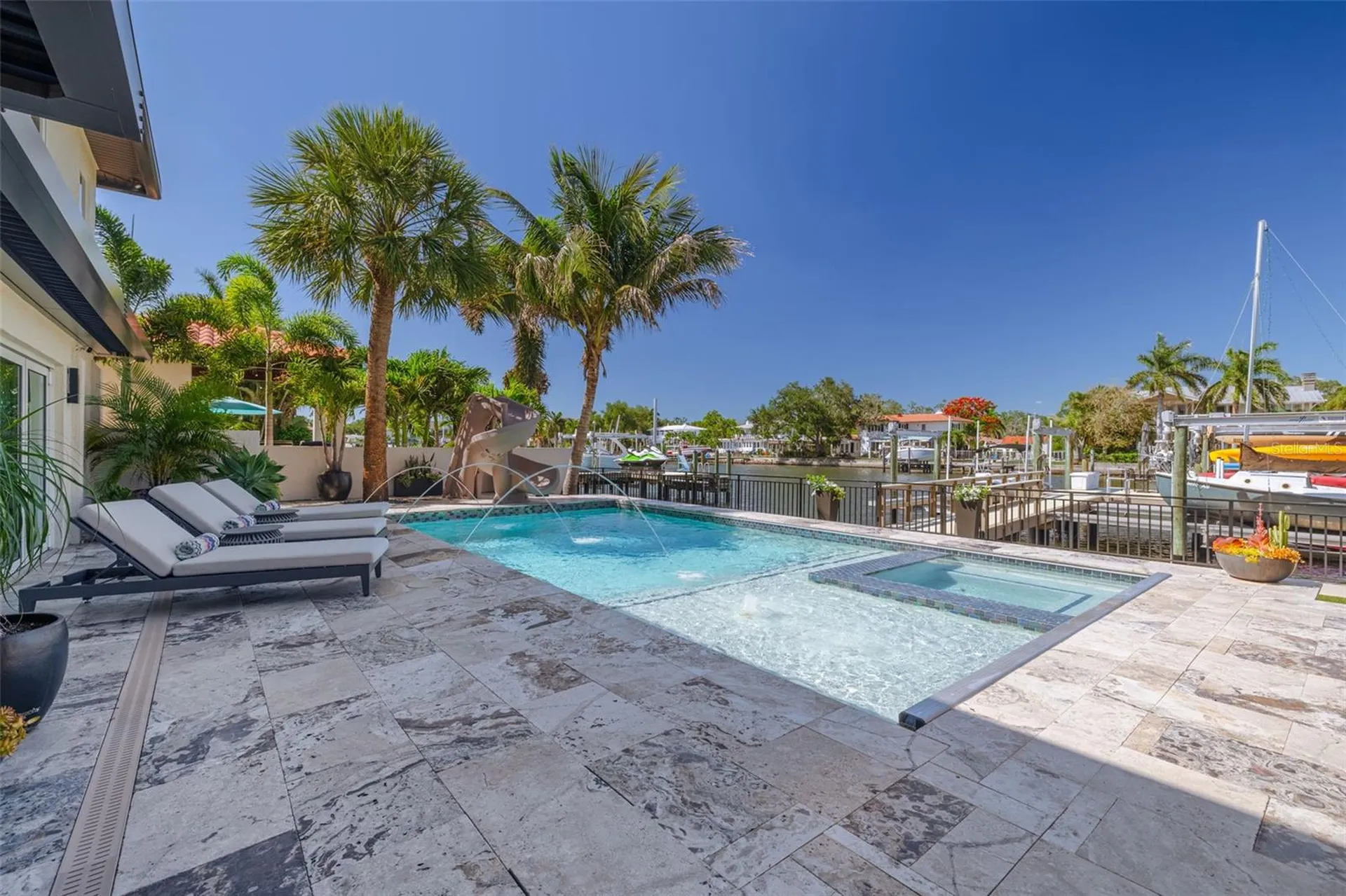 725 Brightwaters Boulevard NE St Petersburg FL 33704