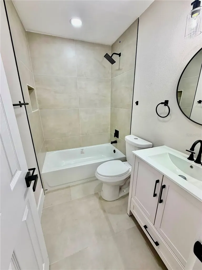 554 Portland Circle Apopka FL 32703