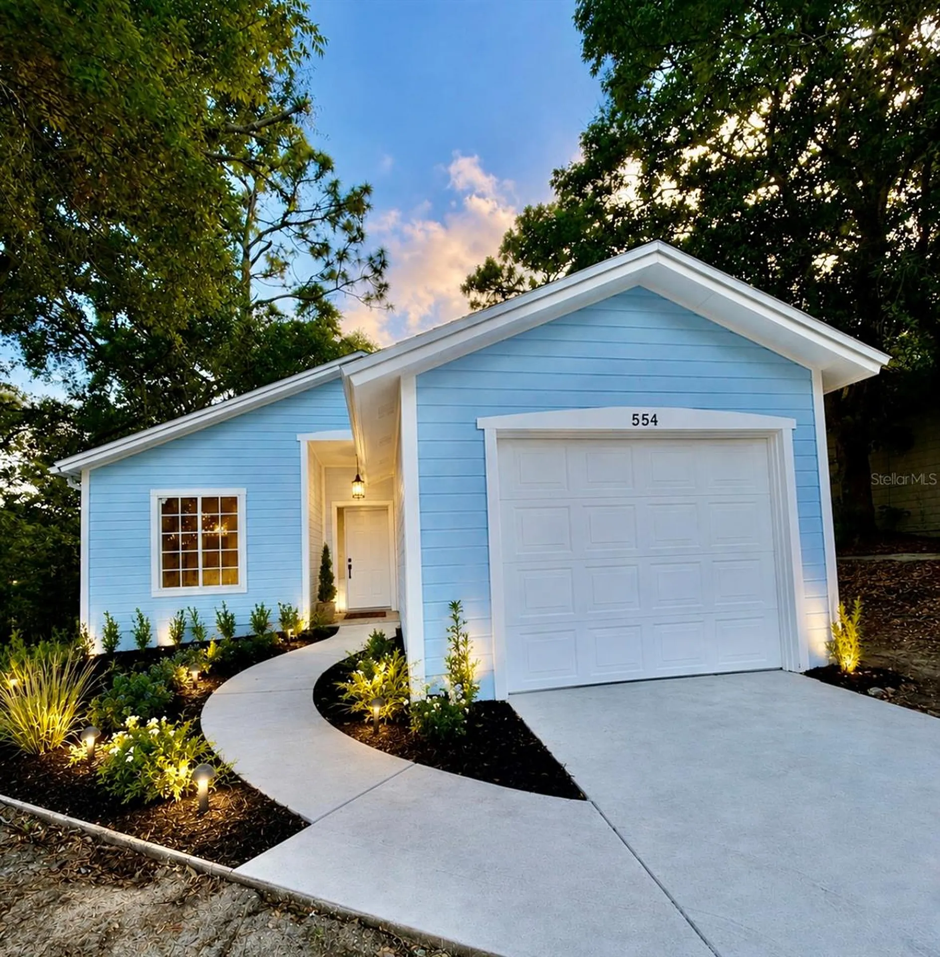 554 Portland Circle Apopka FL 32703