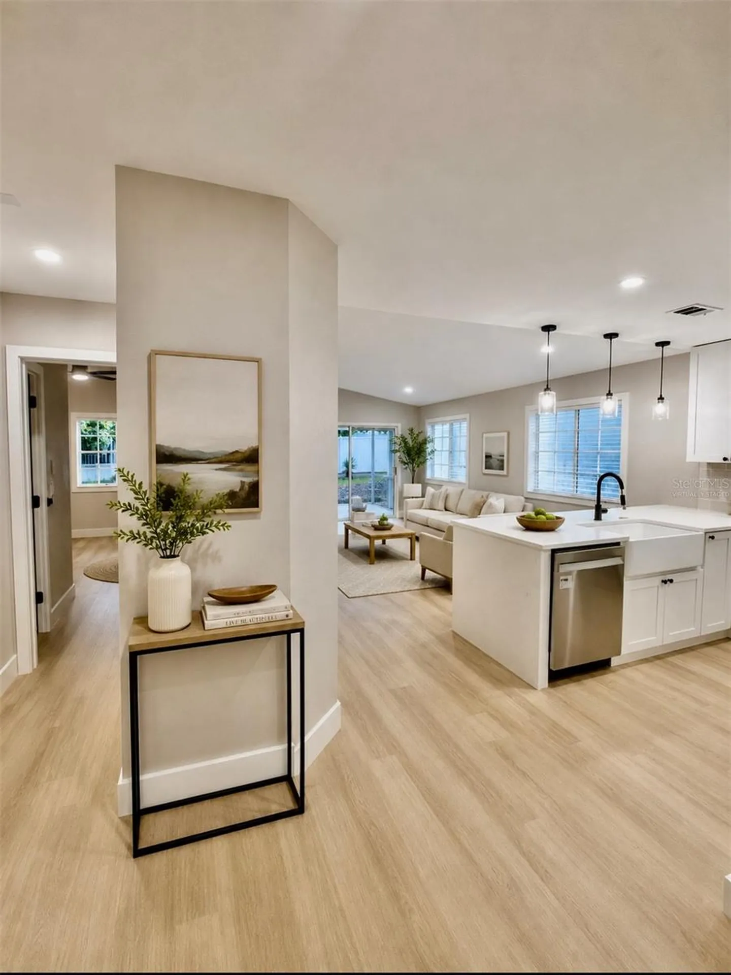 554 Portland Circle Apopka FL 32703