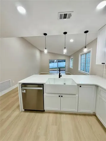 554 Portland Circle Apopka FL 32703