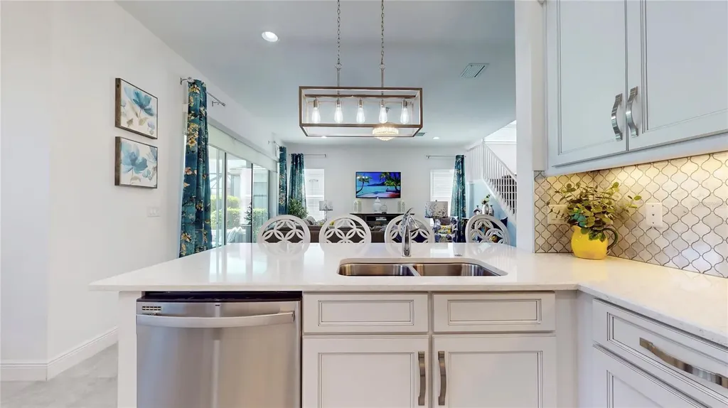 30843 Lindentree Drive Wesley Chapel FL 33543