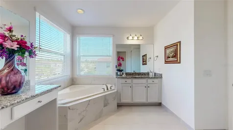 30843 Lindentree Drive Wesley Chapel FL 33543