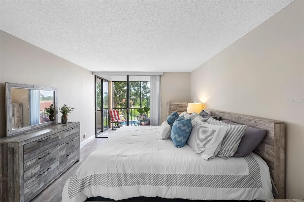 6158 Palma Del Mar Boulevard S St Petersburg FL 33715