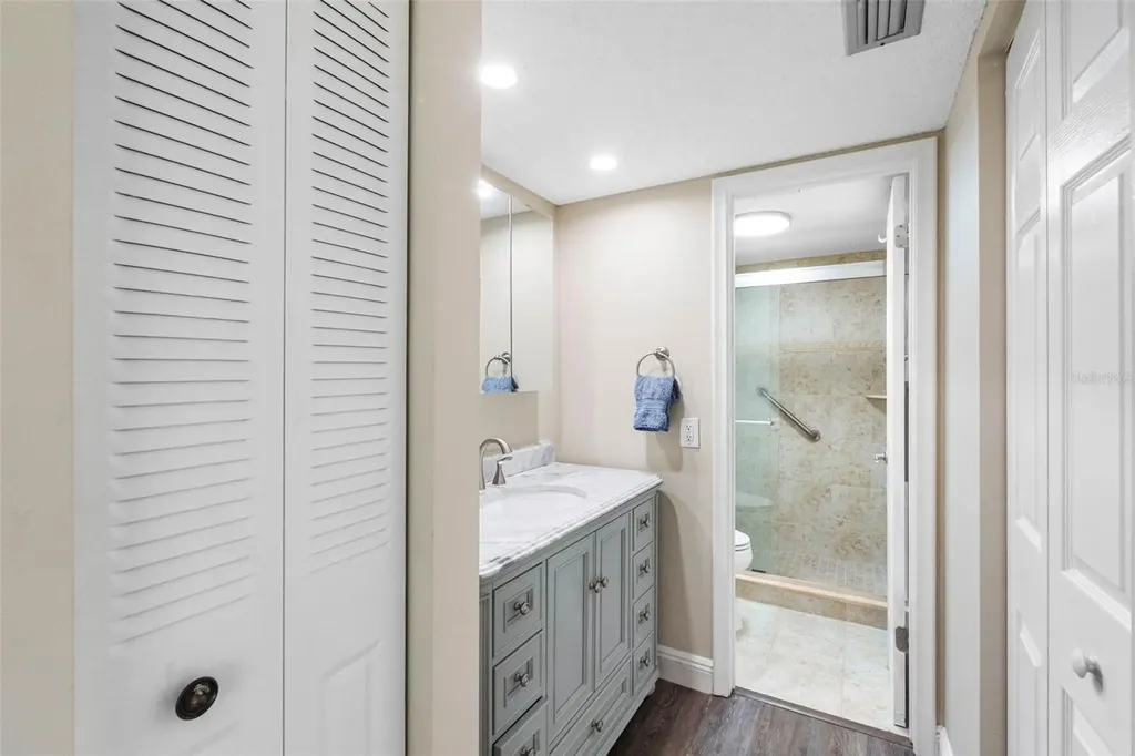6158 Palma Del Mar Boulevard S St Petersburg FL 33715