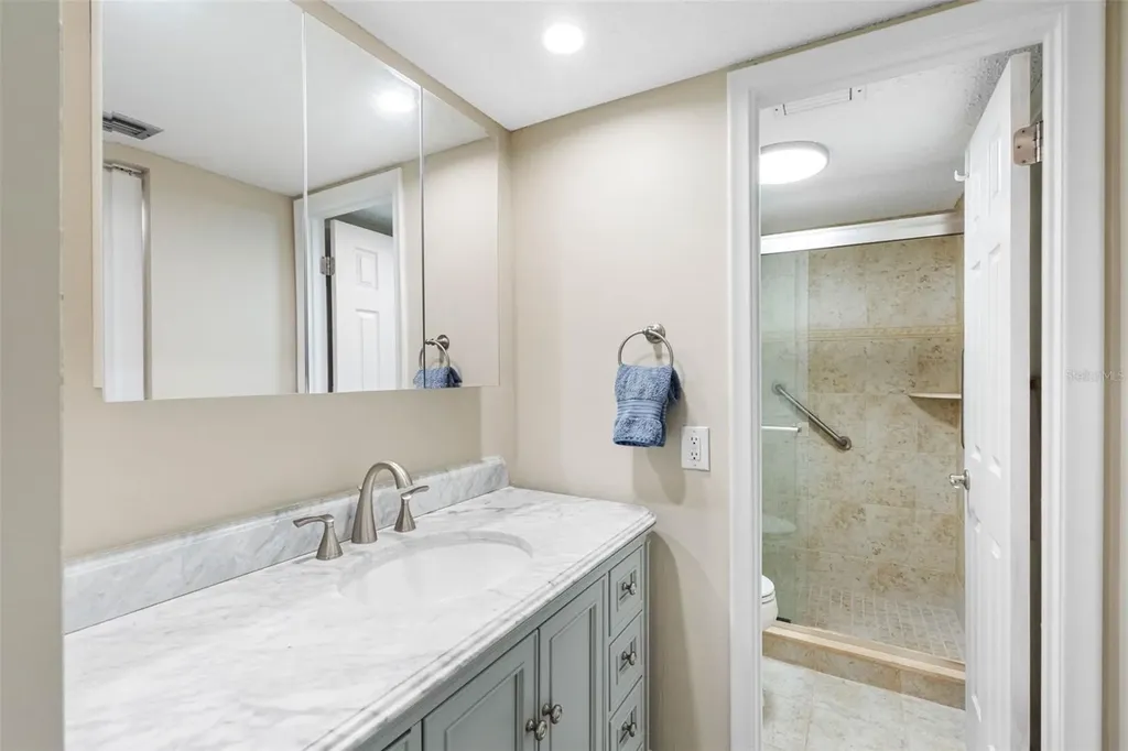 6158 Palma Del Mar Boulevard S St Petersburg FL 33715
