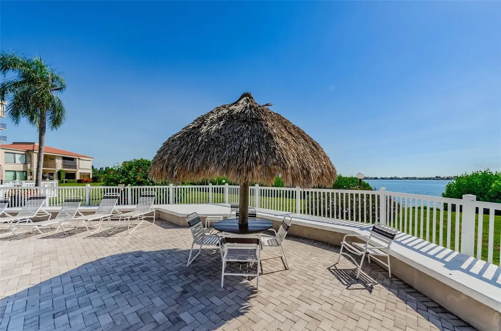 6158 Palma Del Mar Boulevard S St Petersburg FL 33715