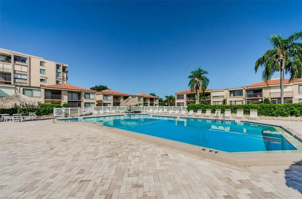 6158 Palma Del Mar Boulevard S St Petersburg FL 33715
