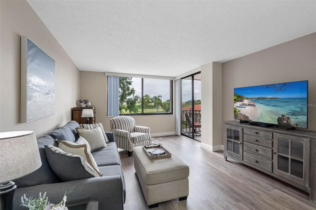 6158 Palma Del Mar Boulevard S St Petersburg FL 33715