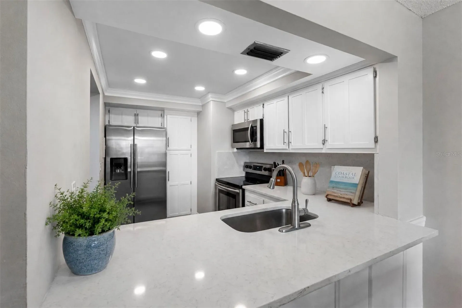 6158 Palma Del Mar Boulevard S St Petersburg FL 33715