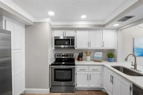 6158 Palma Del Mar Boulevard S St Petersburg FL 33715