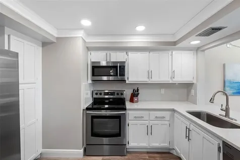 6158 Palma Del Mar Boulevard S St Petersburg FL 33715