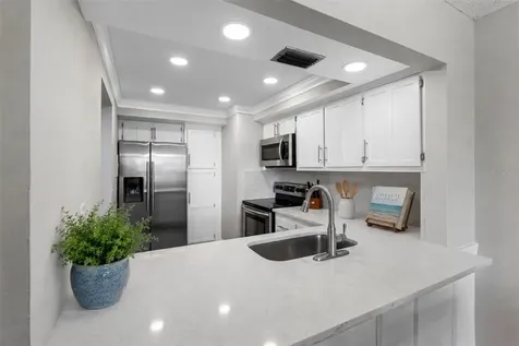 6158 Palma Del Mar Boulevard S St Petersburg FL 33715
