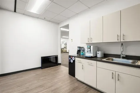 2701 N Rocky Point Drive Tampa FL 33607