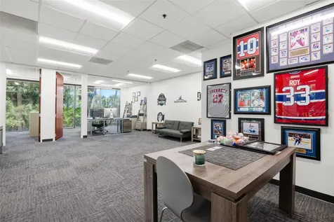2701 N Rocky Point Drive Tampa FL 33607