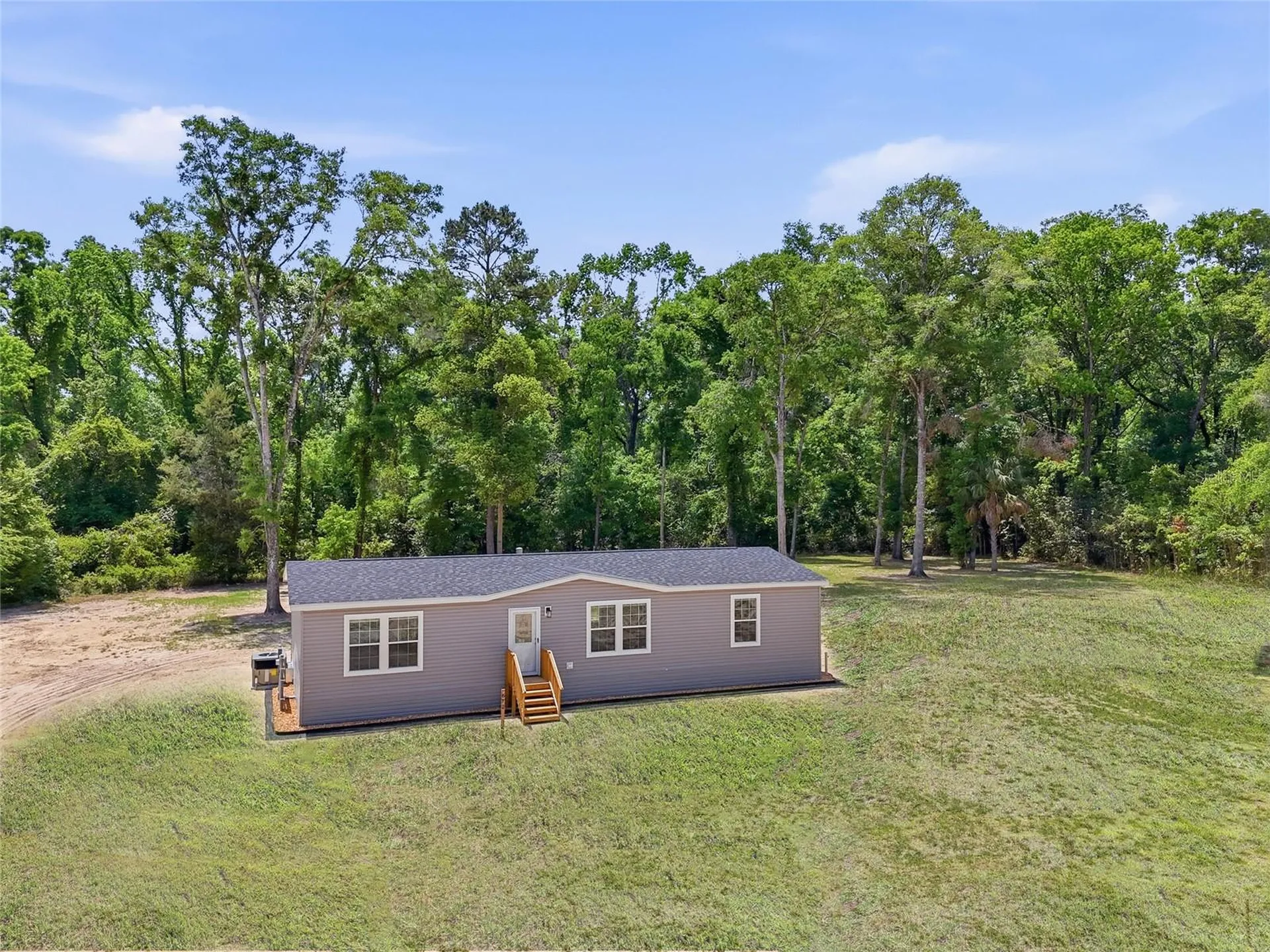 672 SW Newark Drive Fort White FL 32038
