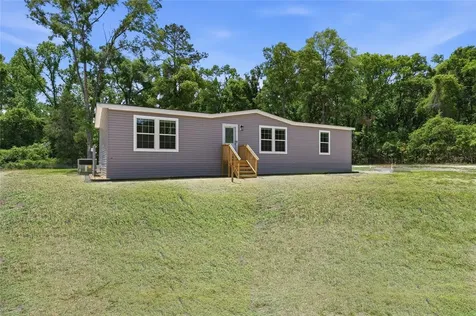 672 SW Newark Drive Fort White FL 32038