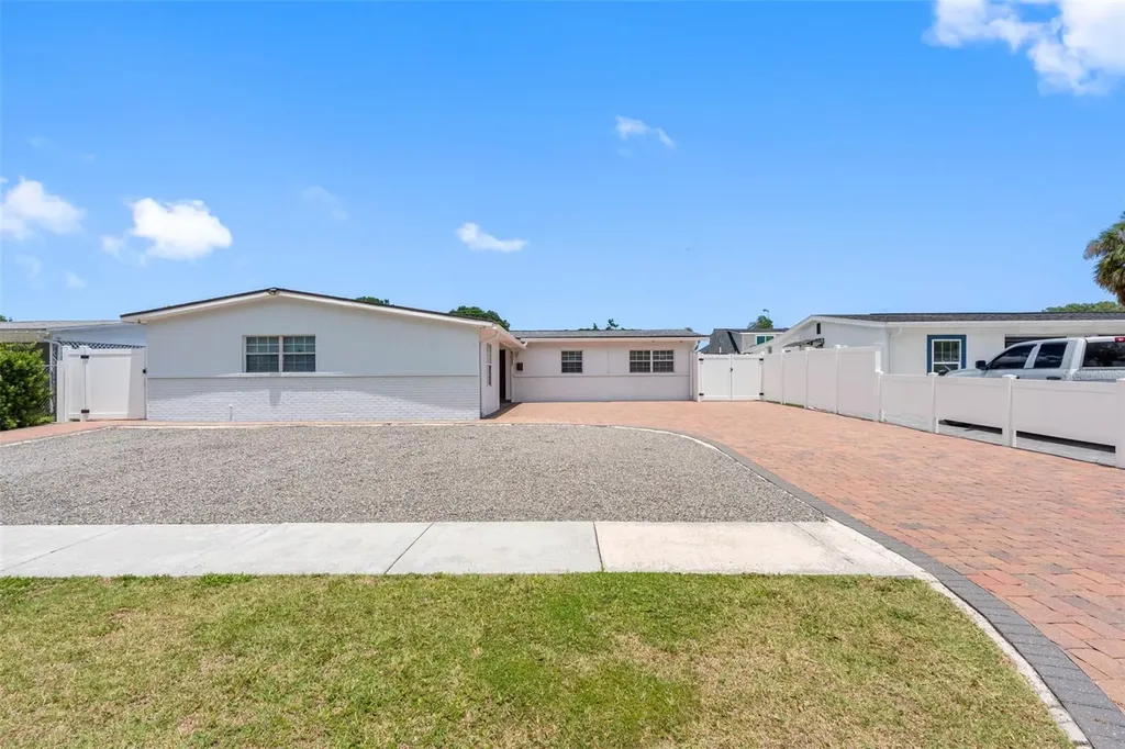 6033 Ambassador Drive Tampa FL 33615