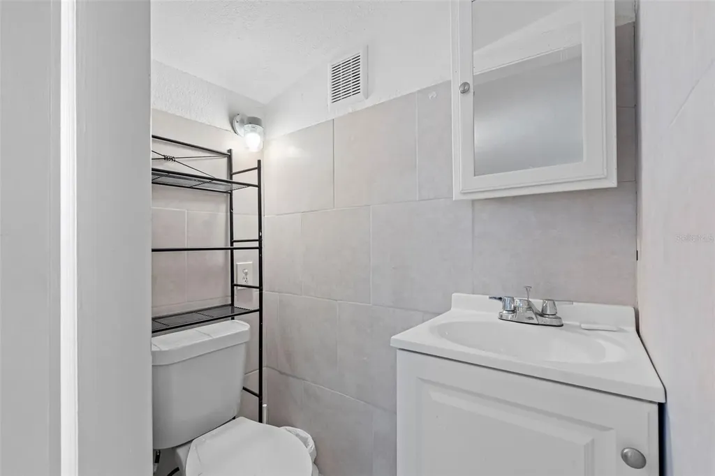 6033 Ambassador Drive Tampa FL 33615